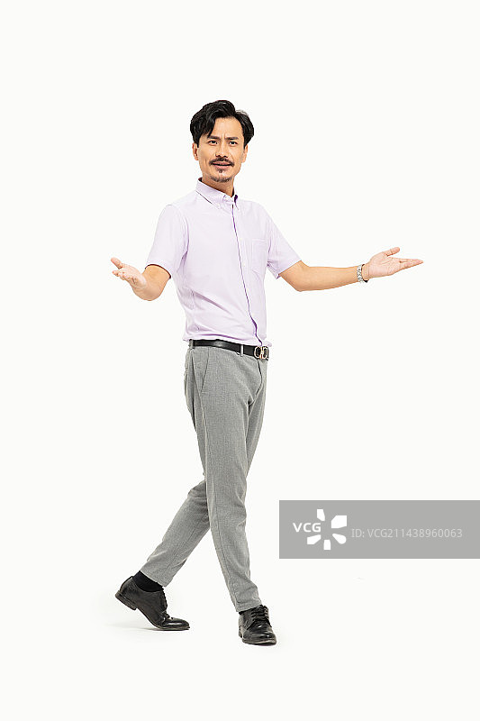 自由演讲的中年男人图片素材