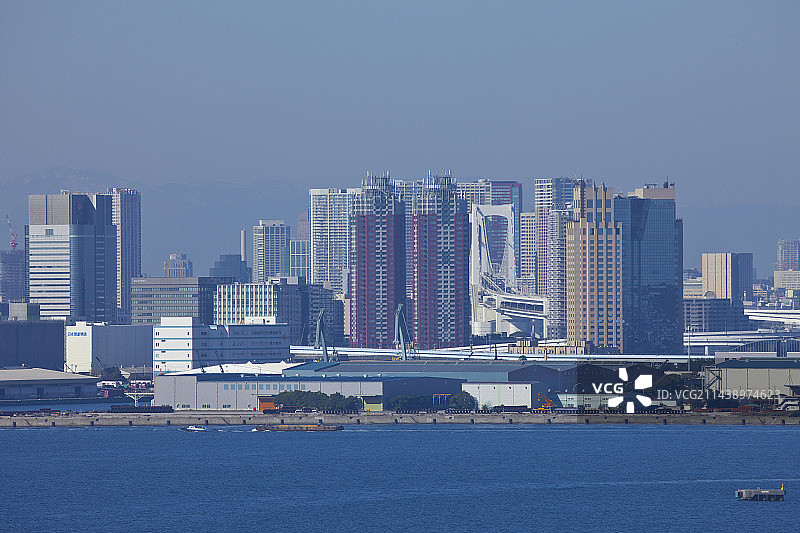 日本东京和东京港的城市景观图片素材