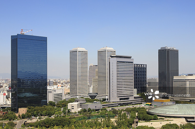 大阪城与大阪商业园区景观（大阪府，大阪）图片素材