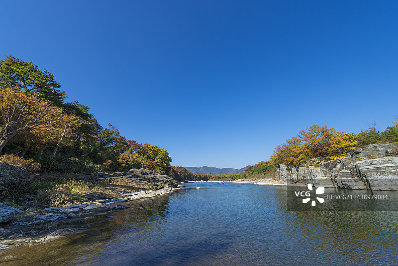 秋季长瀞荒川上游风光图片素材
