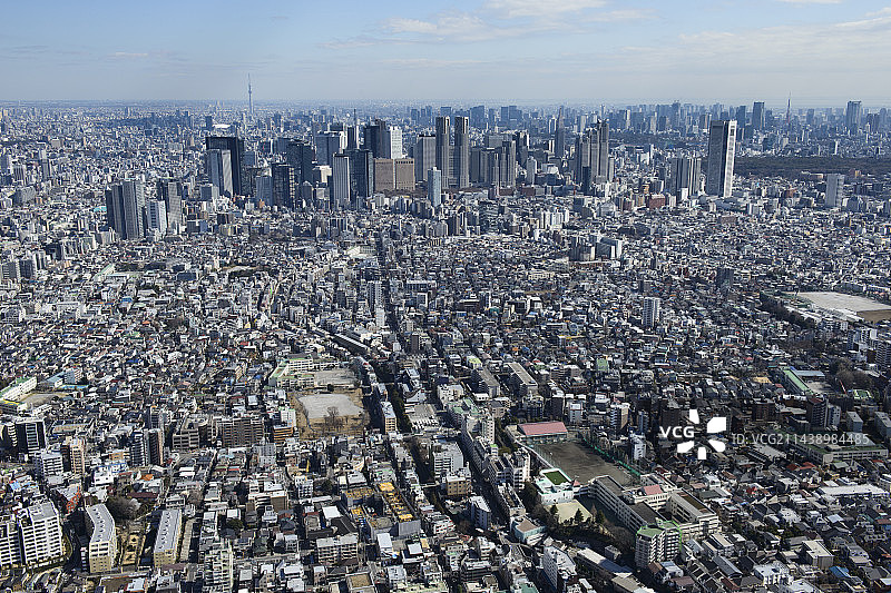 东京中野富士见町站鸟瞰，来自新宿西部、晴空塔区域图片素材