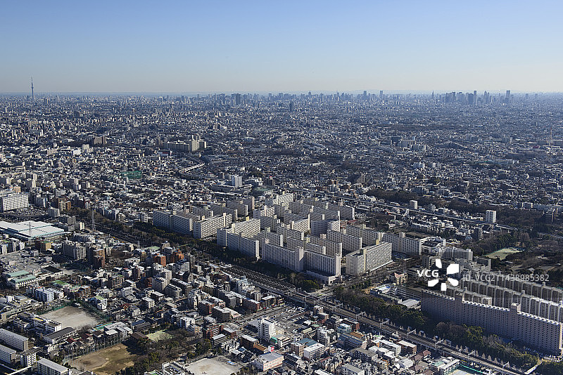从西北侧朝新宿方向拍摄的东京都板桥区高岛平站航拍照片图片素材