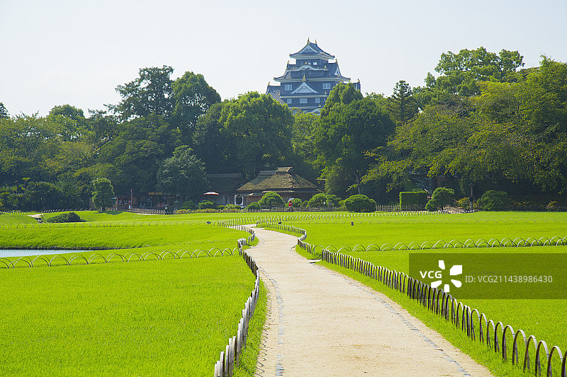 日本冈山后乐园与冈山城图片素材