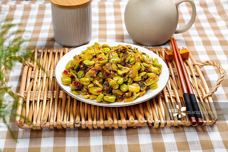 特色农家菜酸菜炒蚕豆瓣图片素材