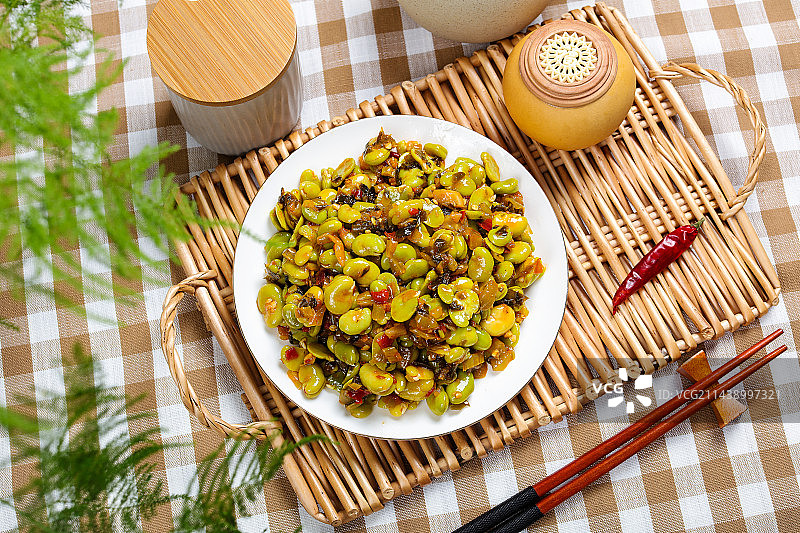 特色农家菜酸菜炒蚕豆瓣图片素材