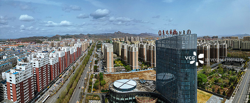 平泉市 地标 文魁公园 油画城  游泳馆 亮达国际 山庄集团图片素材