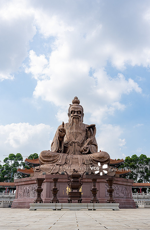 广州市花都区圆玄道观老子像图片素材