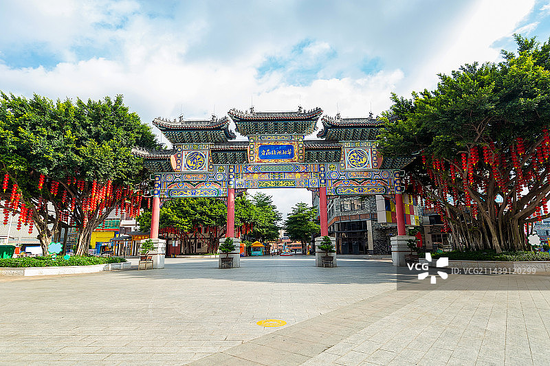 东莞市华阳湖，拈花寺，牌坊正面图片素材