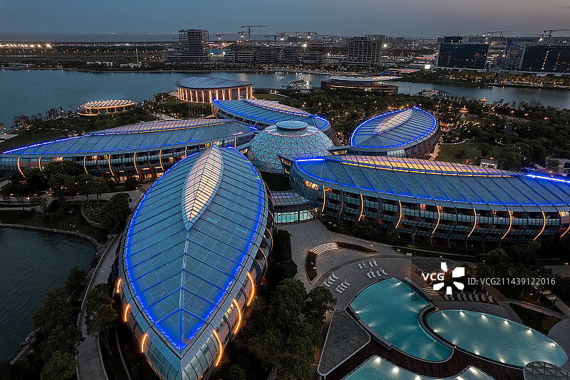 上海滴水湖洲际酒店图片素材