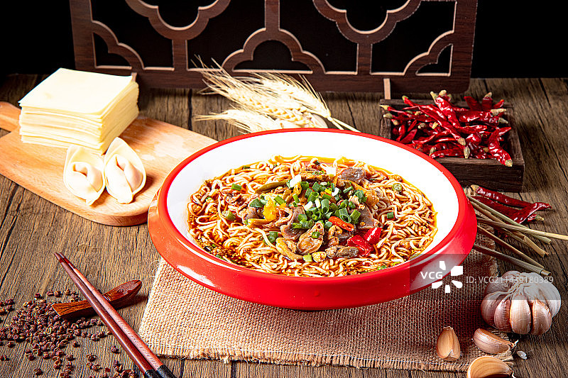 重庆鸡杂小面图片素材