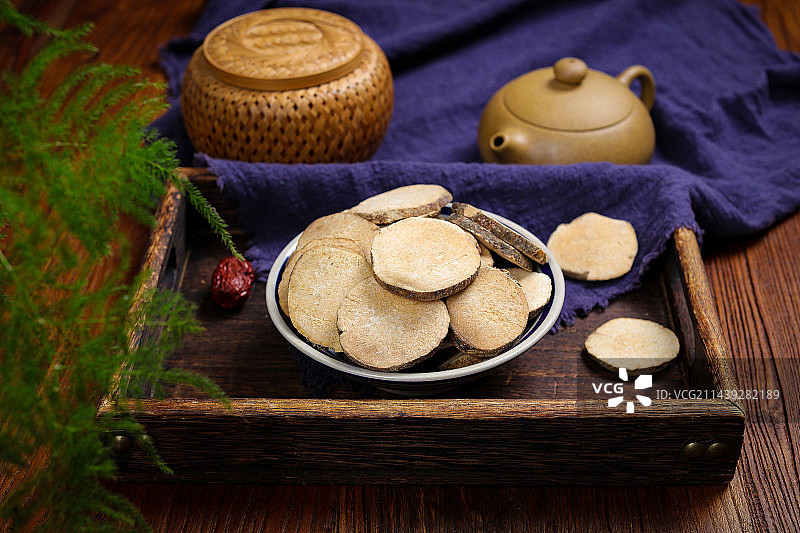 传统中医中草药材泽泻图片素材