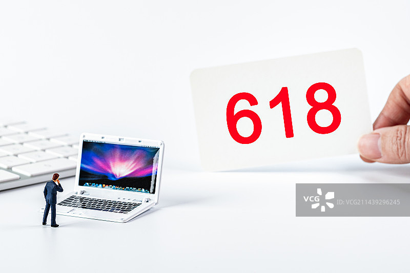 618电商购物节创意微缩图片素材