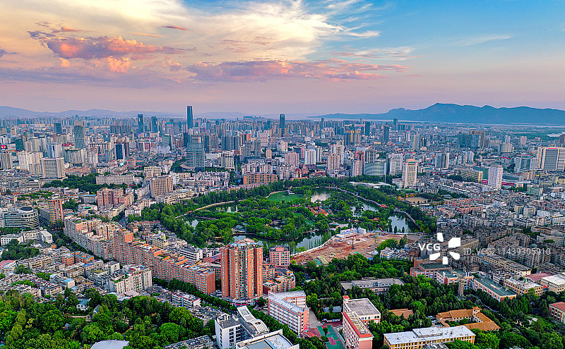 彩云之南昆明｜昆明城市天际线图片素材