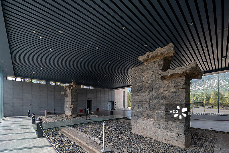 河南省郑州市登封市嵩山少室山登封汉三阙少室阙图片素材