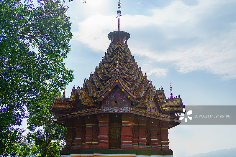 西双版纳勐海景真八角亭图片素材