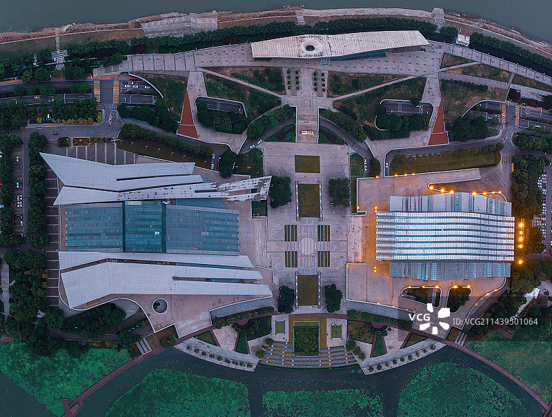 航拍视角下的琴台大剧院图片素材