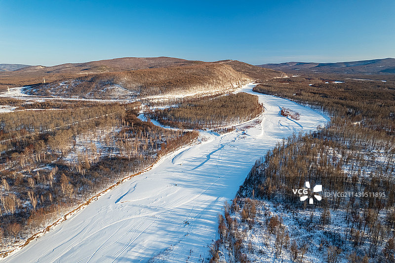 内蒙古雪原森林激流河冬季航拍风光图片素材