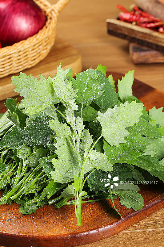 深底上的灰灰菜图片素材