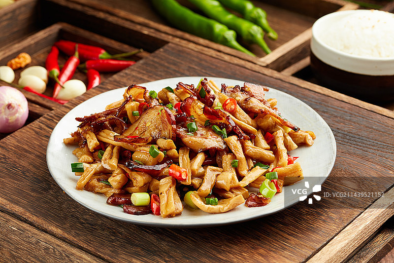 萝卜干炒腊肉图片素材