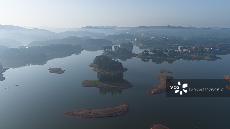 2023年5月28日，四川省眉山市仁寿黑龙滩水库库区岛屿风景。图片素材