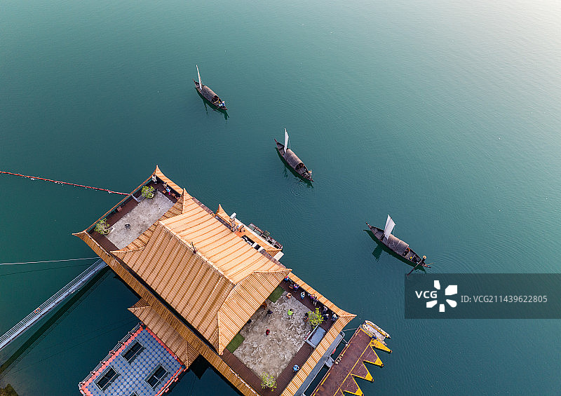 航拍温州市瓯江云和湖仙宫景区图片素材