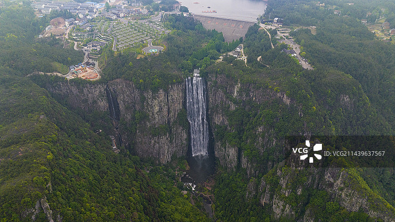 浙江温州文成百丈漈瀑布航拍图片素材