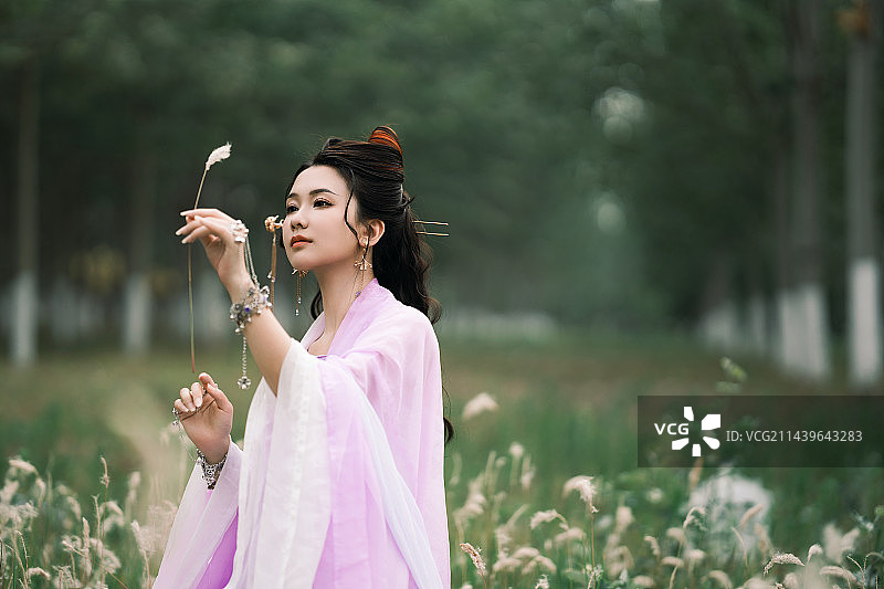 长月烬明·小狐狸｜仿妆不仿人图片素材