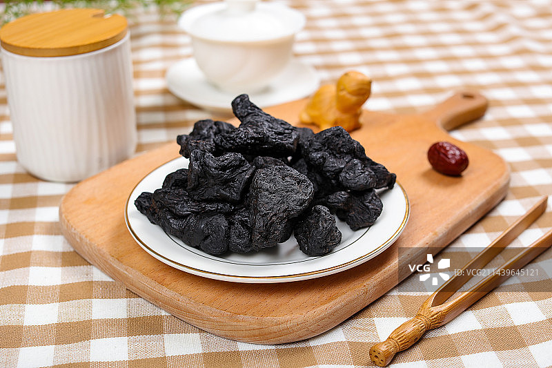 炮制类中药材熟黄精片图片素材