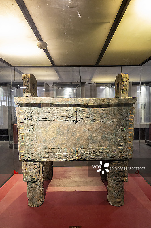 河南省安阳市殷墟宫殿宗庙遗址殷墟博物馆：后母戊鼎（司母戊鼎）图片素材