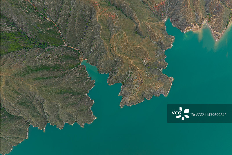 坎布拉森林公园俯瞰湖景图片素材