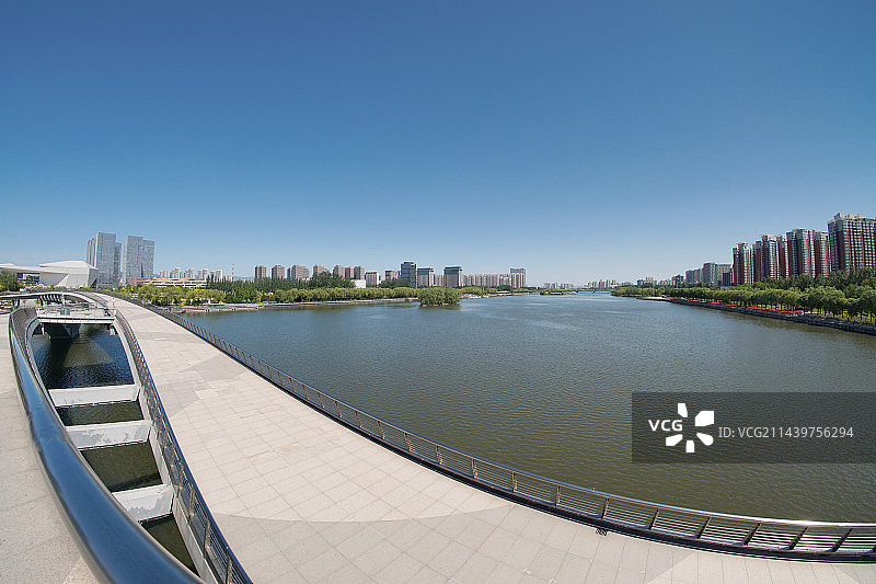 太原长风商务区汾河沿岸城市风光图片素材