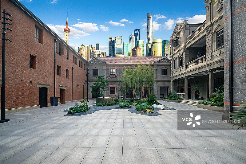 上海石库门庭院和陆家嘴建筑图片素材