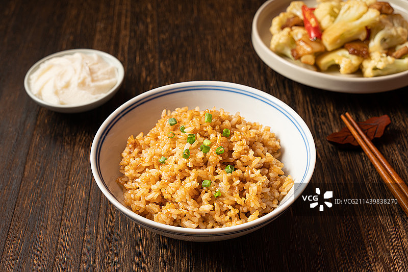 碗里的的猪油拌饭图片素材