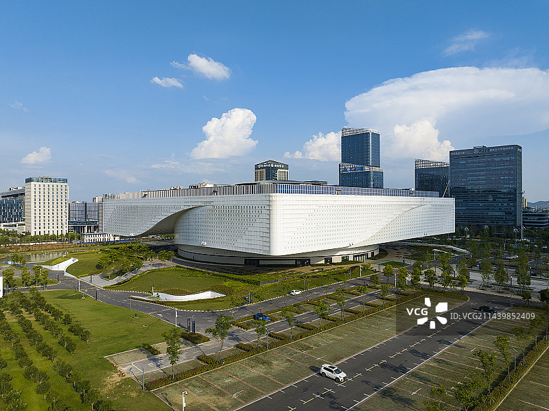 武汉市洪山区光谷高新大道湖北省科学技术馆航拍全景图片素材