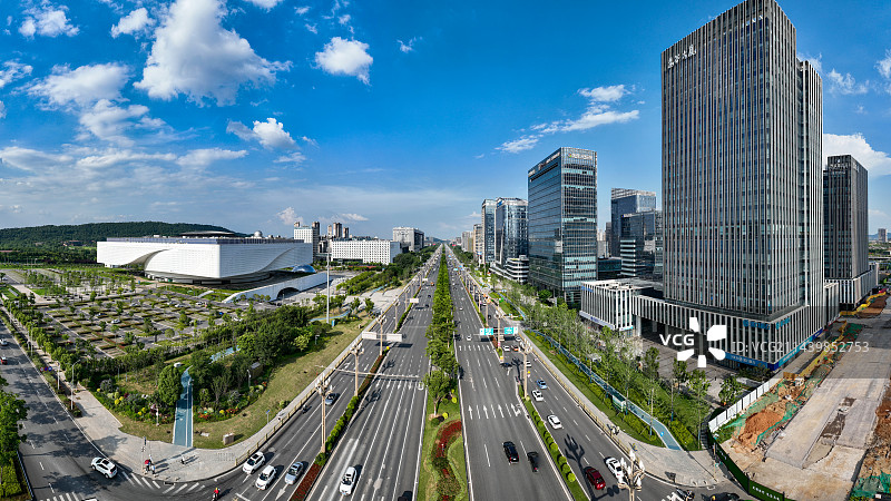 武汉市洪山区光谷高新大道湖北省科学技术馆与光谷科技馆航拍全景图片素材