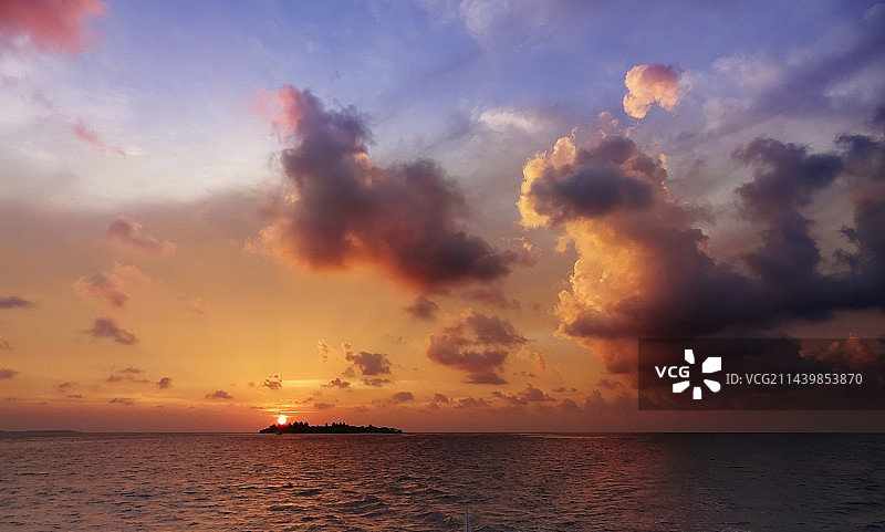 马尔代夫阿雅达岛图片素材