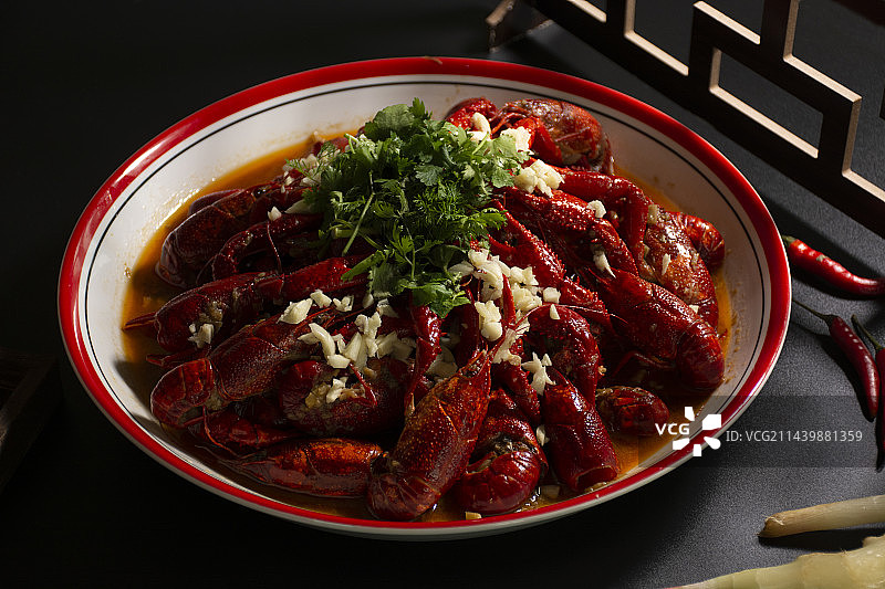 蒜蓉小龙虾；口味小龙虾图片素材