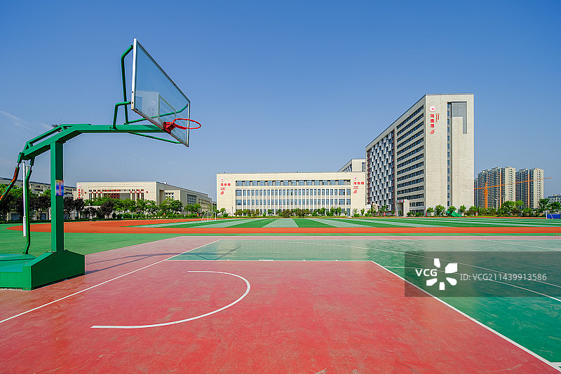 中国山东聊城第一中学体育场图片素材