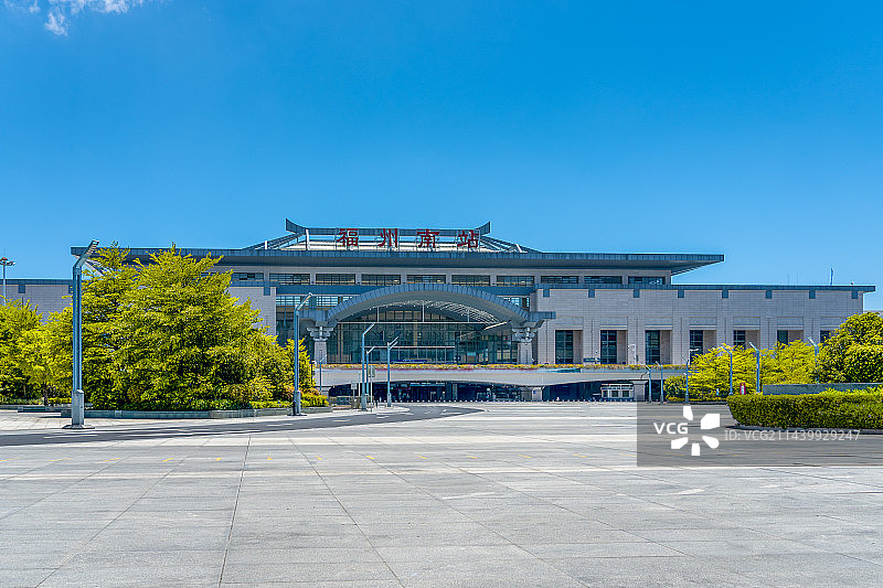 福州南站建筑晴天图片素材