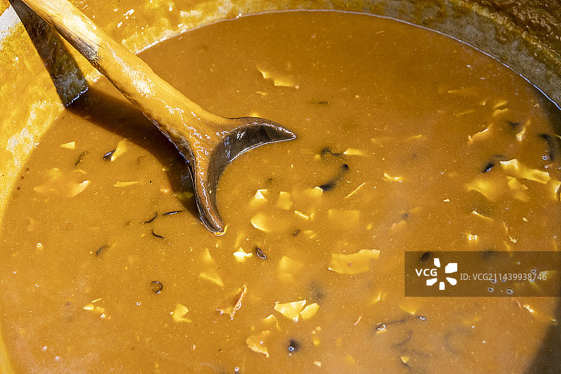 河南省郑州市特色小吃：御膳煌胡辣汤图片素材