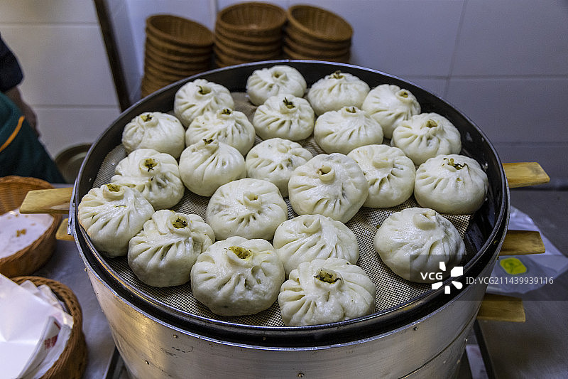 河南省郑州市御膳煌胡辣汤店美食：包子图片素材