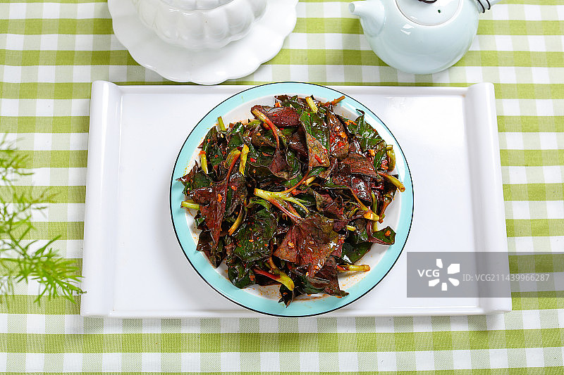 特色凉菜美食凉拌折耳根嫩叶图片素材