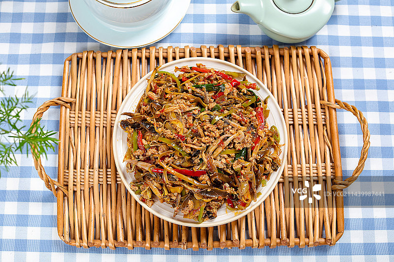 云南特色菜小炒芭蕉花肉沫图片素材