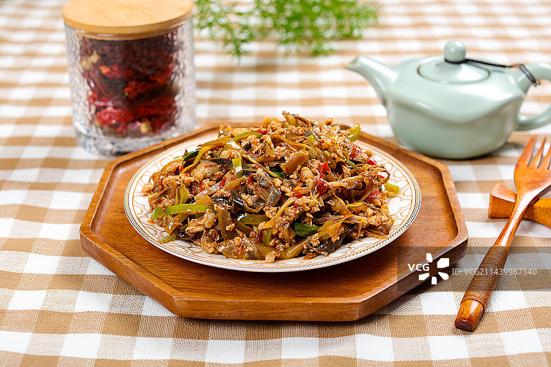 傣味美食菜肴小炒芭蕉花肉沫图片素材