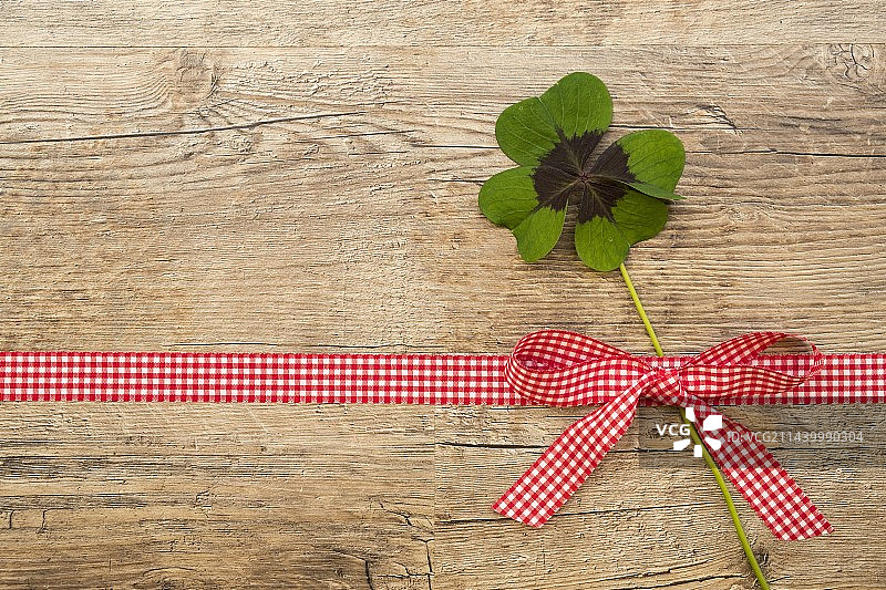 幸运四叶草图片素材