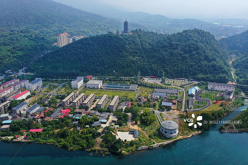 湖南省郴州资兴市东江湖国家级名胜风景区游客中心与千福塔航拍图片素材