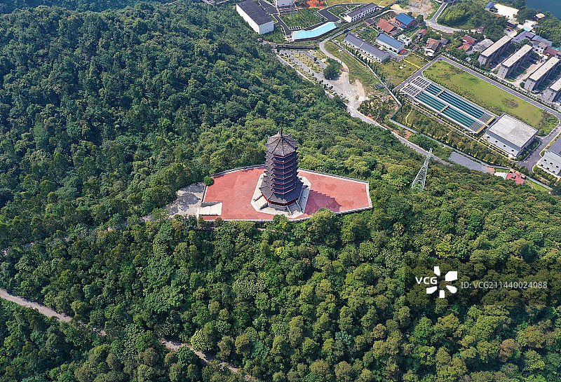 湖南省郴州资兴市东江湖国家级名胜风景区游客中心与千福塔航拍图片素材