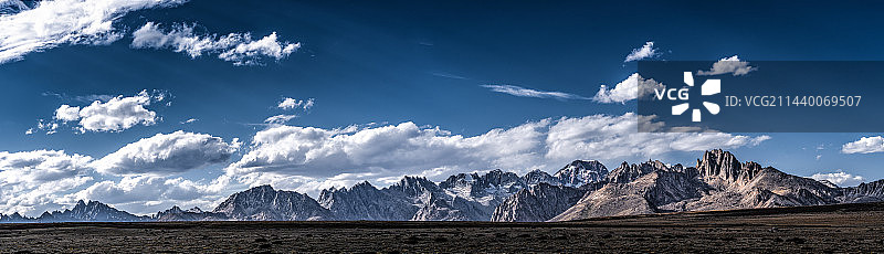 格聂神山图片素材