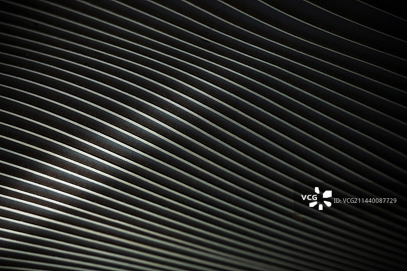 动感弯曲的线条背景图片素材