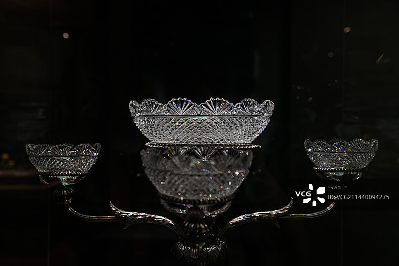 香港两依藏博物馆藏 乔治三世餐桌中央摆件图片素材